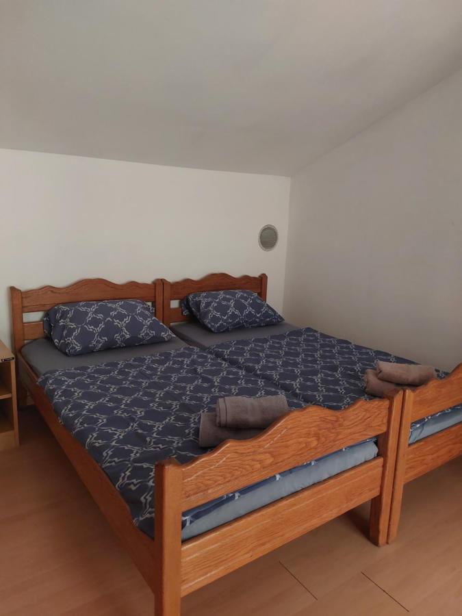 Apartmani Igercic Stinica Exterior photo